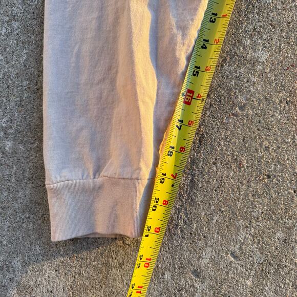 Vintage 2000s Y2K South Pole
Graffiti Graphic Tan Long Sleeve T
Shirt Size XL - Picture 5 of 6